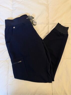 Figs Navy Women’s Scrub Zamora Joggers